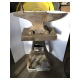 Hay Budden Anvil 138lb