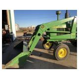 John Deere 58 loader (TRACTOR SELLS SEPERATE)