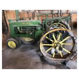 John Deere B