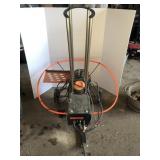 Raven clay pigeon thrower