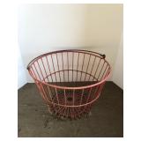 Wire egg basket