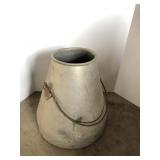 Aluminum milking pot