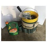 Garden pale and weed b gone