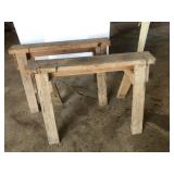 Wooden sawhorses plywood included