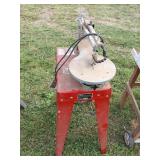 Hawk scroll saw