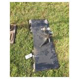 Skidloader receiver hitch plate