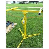 Sheet rock lift