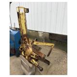 Three point rock picker missing cylinder