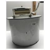 Wash tub with wringer