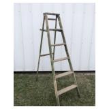 Wooden step ladder 6 foot