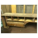 Pigeon hole unit for desk