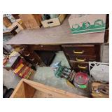 ANTIQUE WOOD DESK