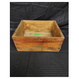 DUPONT REMINGTON ARMS WOOD BOX