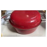 Heavy Dutch oven