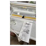 Vacuum sealer