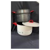 Pasta pot
