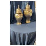 2 brass jars 17ï¿½