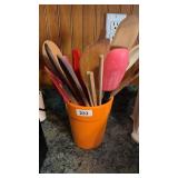 Wooden utensils