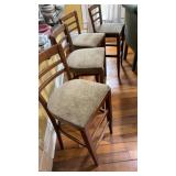 4 bar stools