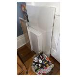 Paints/ canvases