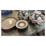Pottery dishes