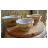 Pyrex Mushroom nesting bowls