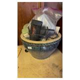 Flower pot / contents