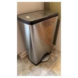 Trash can