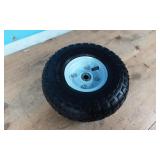 10 IN PNEUMATIC TIRE WITH WHITE RIM
