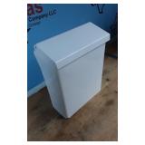 WM-G DESIGNER LOCKING MAILBOX WHITE