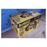 DEWALT 2800 PEAK JUMP STARTER, 1000