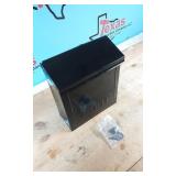 WM-G TOWNHOUSE LOCKING MAILBOX BLACK