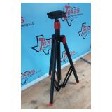 TRIPOD FOR PORTABLE LED WORKLIGHT