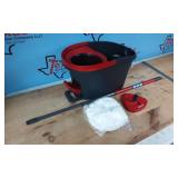 OCEDAR EASY WRING SPIN MOP W/BUCKET