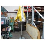 Patio Unbrella With Base