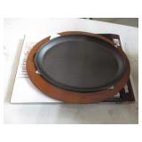 Serving platter With Underliner