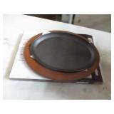 Serving platter With Underliner