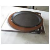 Serving platter With Underliner