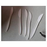 500+ Plastic Knives