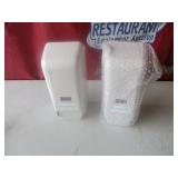 Bid x 2 : New San Jamar Hand Soap Dispenser