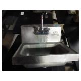 S/S Wall Mount Hand Washing Sink