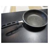 Bid X 3: 9" Pans