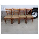 Bid x 4 : Very Nice Cushioned Dining Chairs