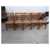 Bid x 4 : Very Nice Cushioned Dining Chairs