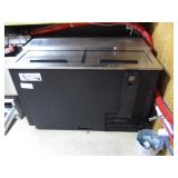 49" Avantco 2Dr Sliding Top Bottle Cooler