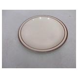Bid x 11 : 8" Ceramic Plate