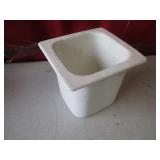 Bid x 3 : Food Storage Containers