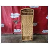Decrotive Foldable Room Divider
