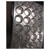 Bid x 10 : Full Size Cupcake Pans 26"x14"