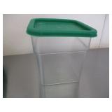 Bid X 10 : Food Storage Containers w/ Lids